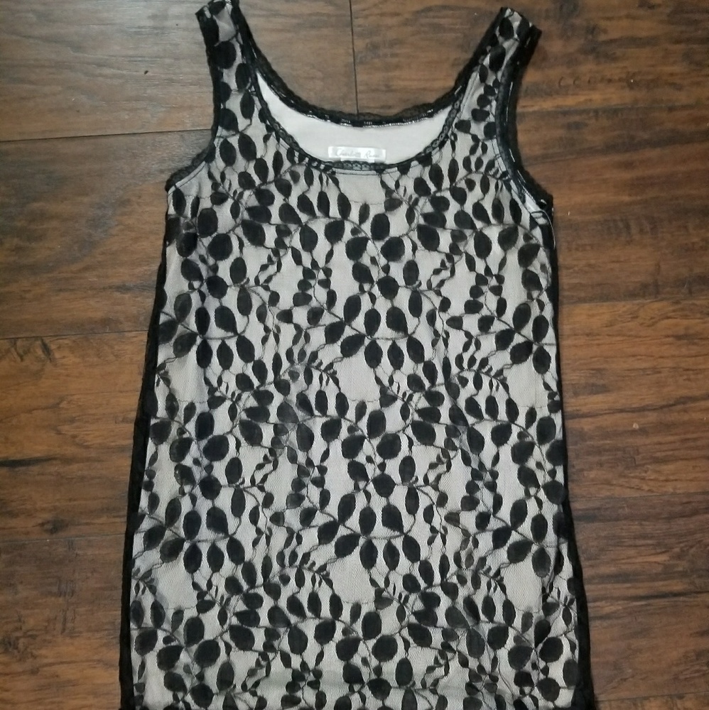 Sleeveless top